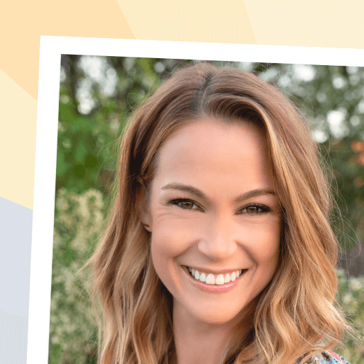 Jenn Curtis headshot